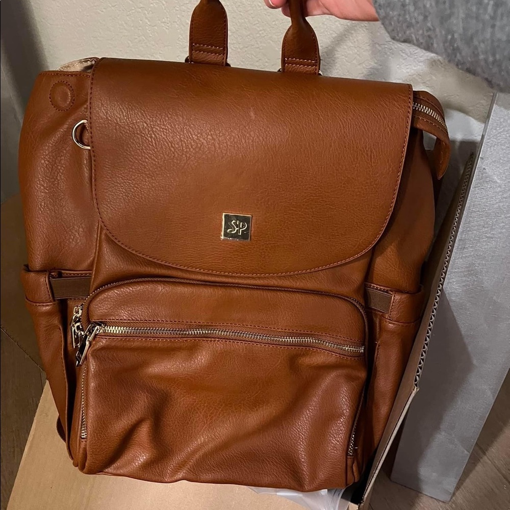 Sleepy Panda diaper bag in Chestnut